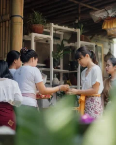 9 Tradisi Bali: Upacara, Festival, dan Seni Lokal